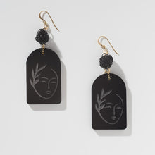 Load image into Gallery viewer, Caeser Earrings